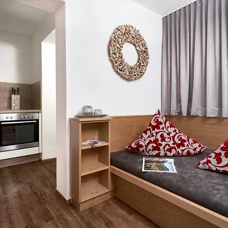 Alessandro Apartment *
